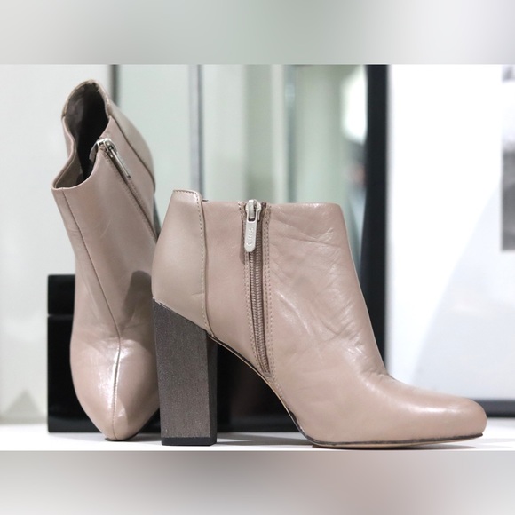 CIRCUS By Sam Edelman womens Bond Taupe gray Bootie block heel Sz 6 - Picture 11 of 14